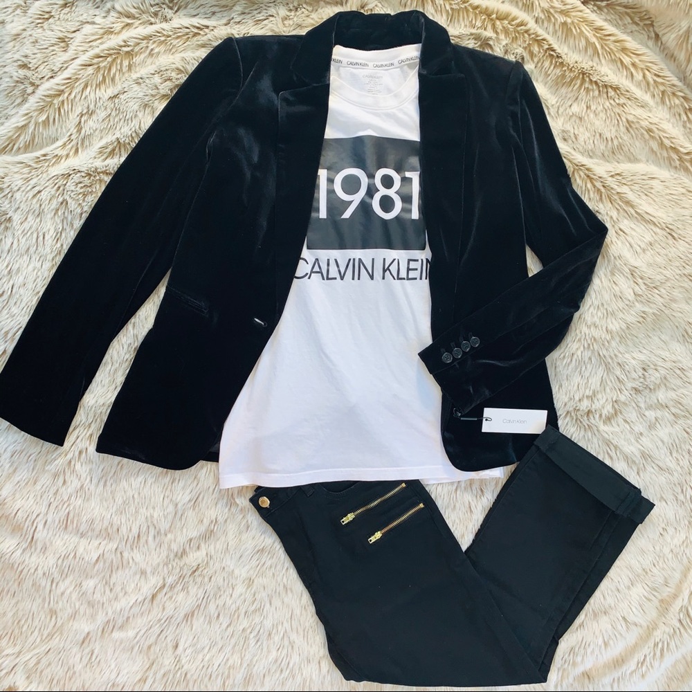 Calvin Klein 1981 White Tee - Picture 5 of 6